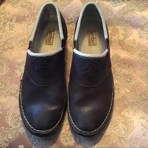 Jambu Brown Leather Shoes w Embossed Detail - Used